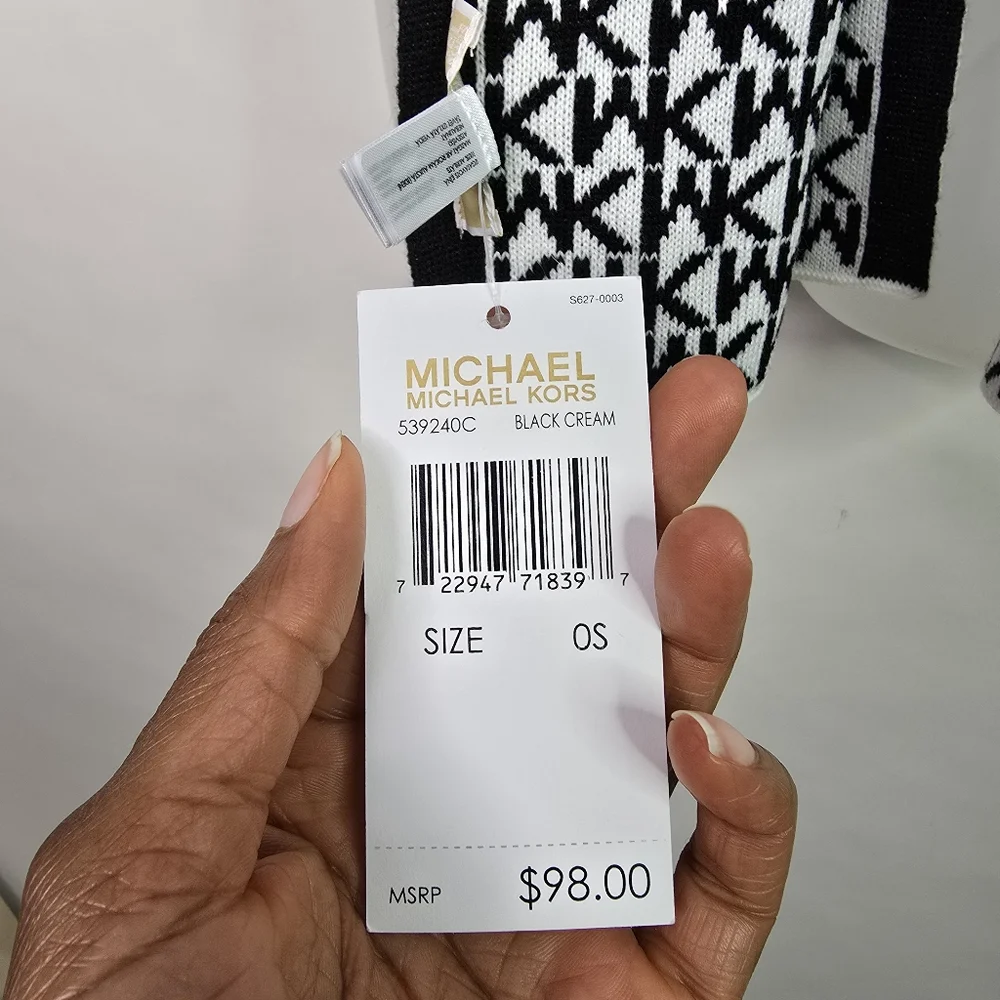 Michael Kors Black and White Patterned Knit Scarf